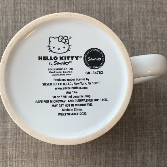 Sanrio Hello Kitty Mug - Gacha machine design - Picture 6 of 6